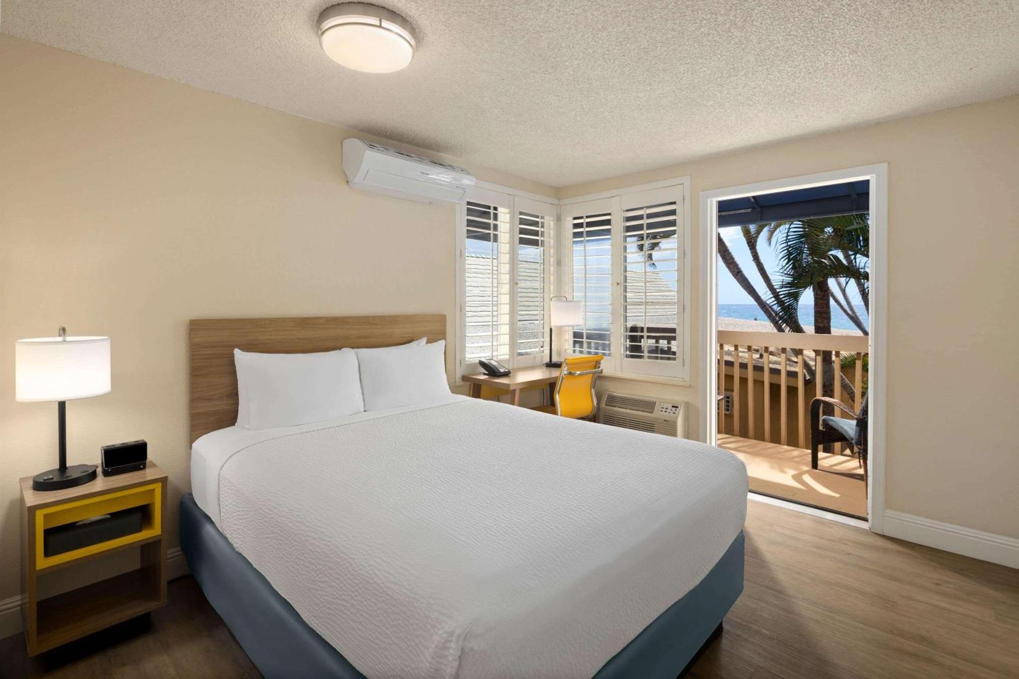Days Inn By Wyndham Maui Oceanfront Wailea Kültér fotó